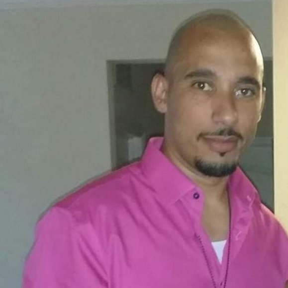 Meet your Posher, Henry - Picture 1 of 2